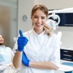 Choosing the Right Cosmetic Dentist for You